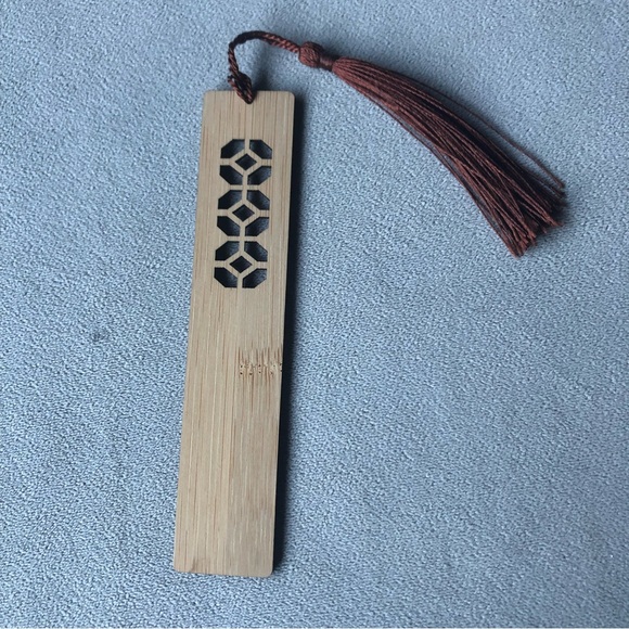 Bamboo Bookmark with Brown Tassel ~ Brand New! - Picture 5 of 7